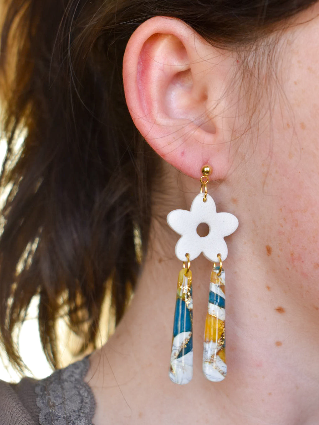 The Hannah Amber-Sky Stone Dangle Earrings