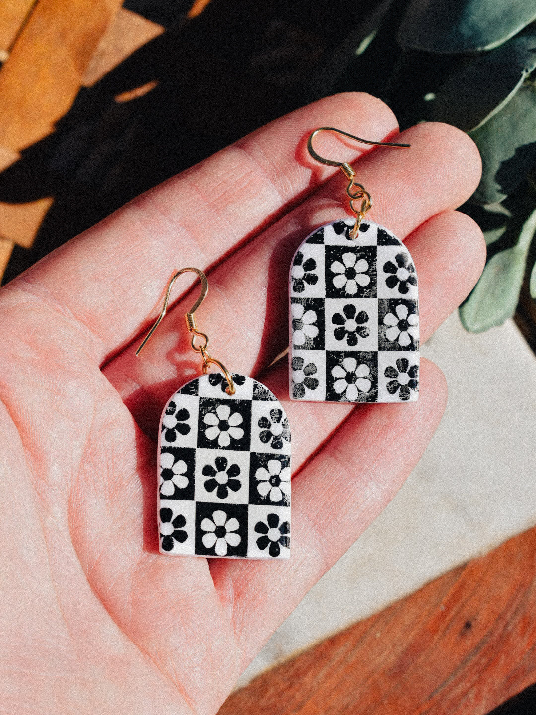 The B&W Flower Tile Arches